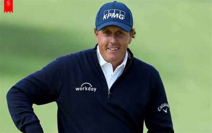 
47 Years American Golfer Phil Mickelson Has a Fancy Lifestyle With Tremendous Net Worth and Huge Earnings