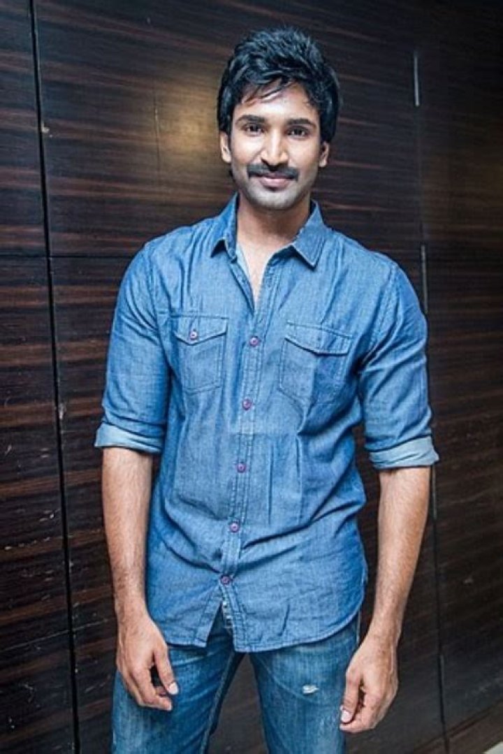 Aadhi Pinisetty Height, Weight, Age, Body Statistics