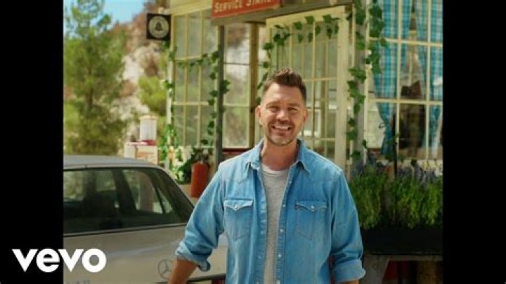Andy Grammer Drops Music Video for “Give Love” with Lunchmoney Lewis – Celeb Secrets