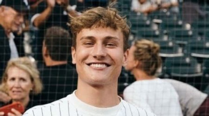 Cole Bennett Height, Weight, Age, Family, Facts, Education, Biography