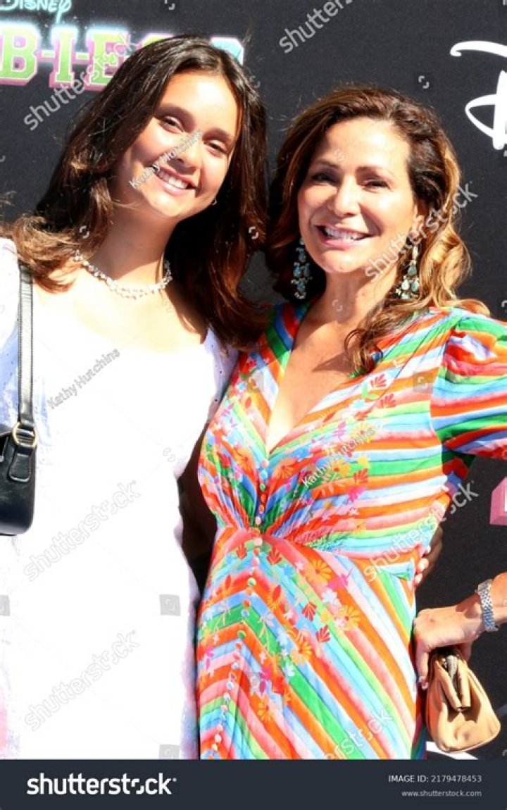 Constance Marie Net Worth | Celebrity Net Worth