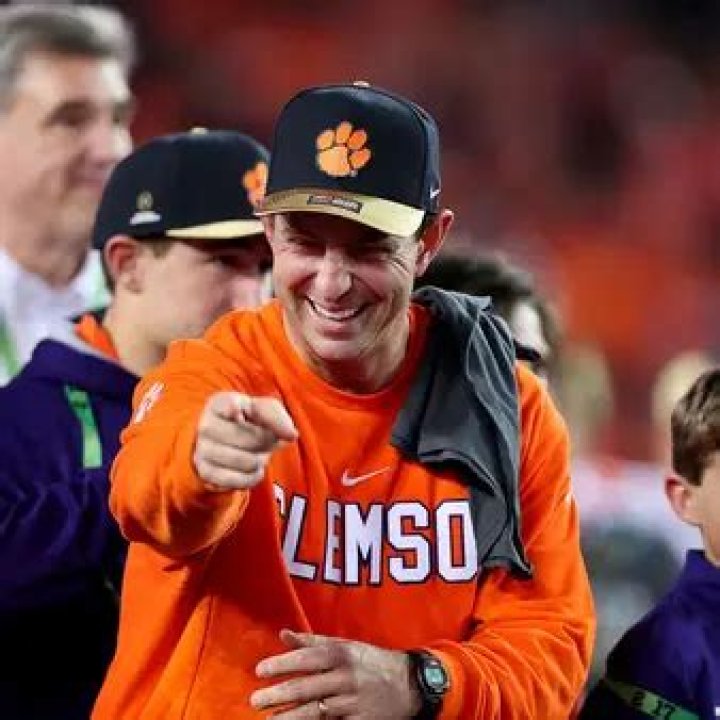 Dabo Swinney Signs Massive Contract With Clemson University
