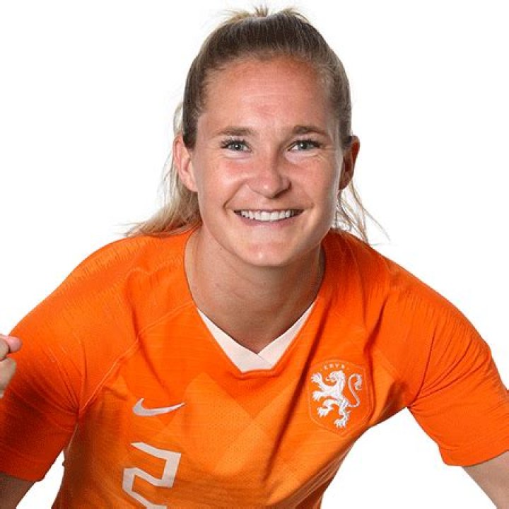 Desiree van Lunteren Biography- FIFA World Cup 2019, Salary, Net worth, Earnings, Married, Boyfriend, Relationship, Age, Height, Family, Nationality