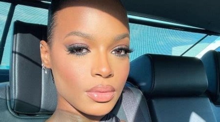 Didi Stone Height, Weight, Age, Boyfriend, Family, Facts, Biography