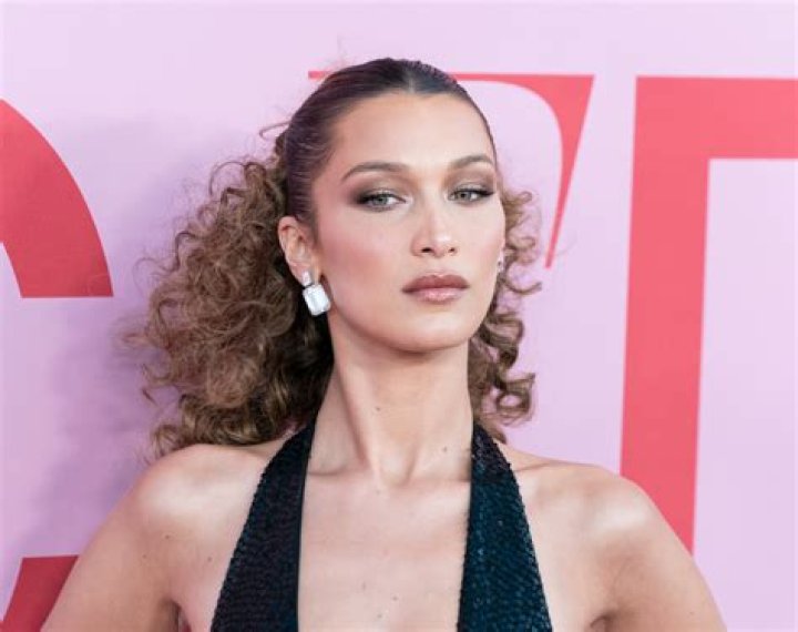 Does Bella Hadid Really Cook?