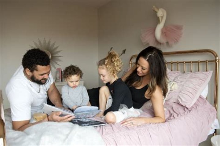 
Dustin Byfuglien is Living Happily with his Wife Emily Hendry and Children. Know his Married Life