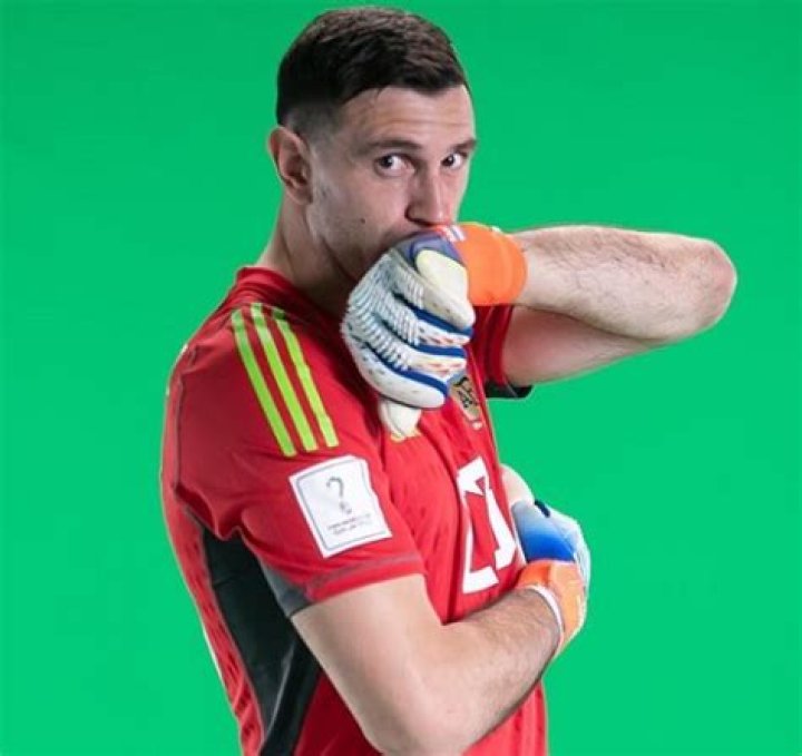 Emiliano Martinez Biography- Contract, Arsenal, Salary, Net Worth, Age, Affair, Girlfriend