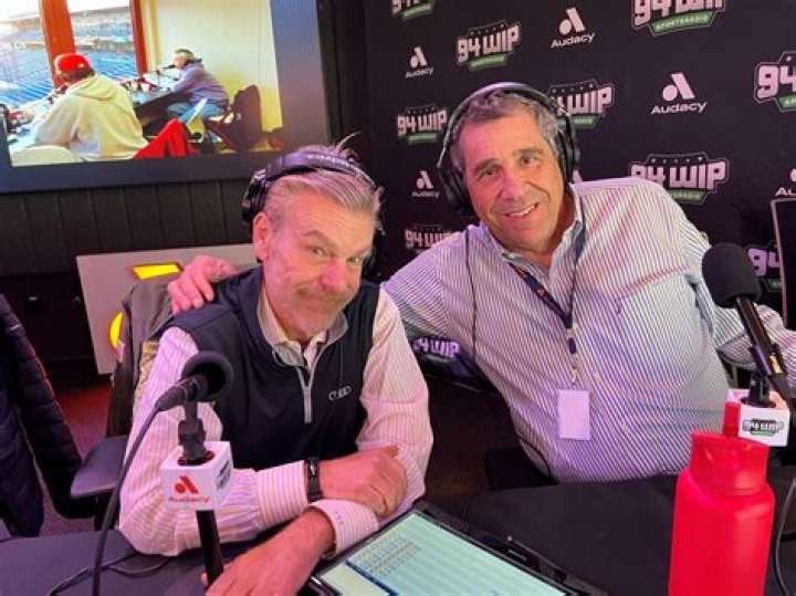 Howard Eskin Salary and Net worth; Who is Eskin's Wife?