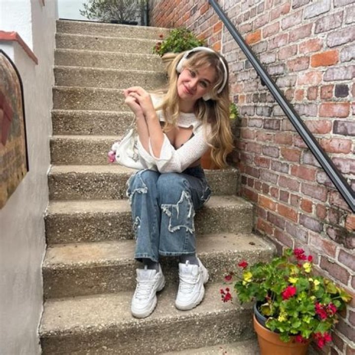 Keybastos Height, Weight, Age, Facts, Family