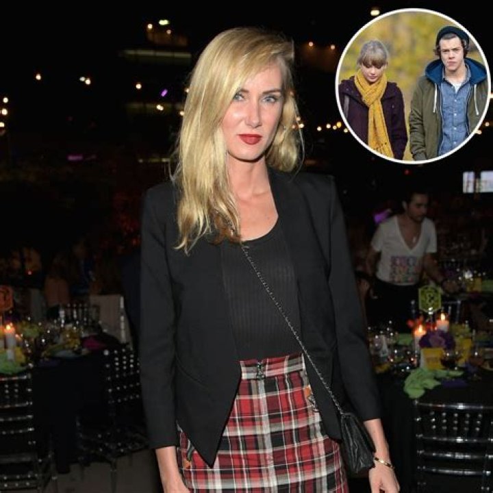 Kimberly Stewart Net Worth | Celebrity Net Worth