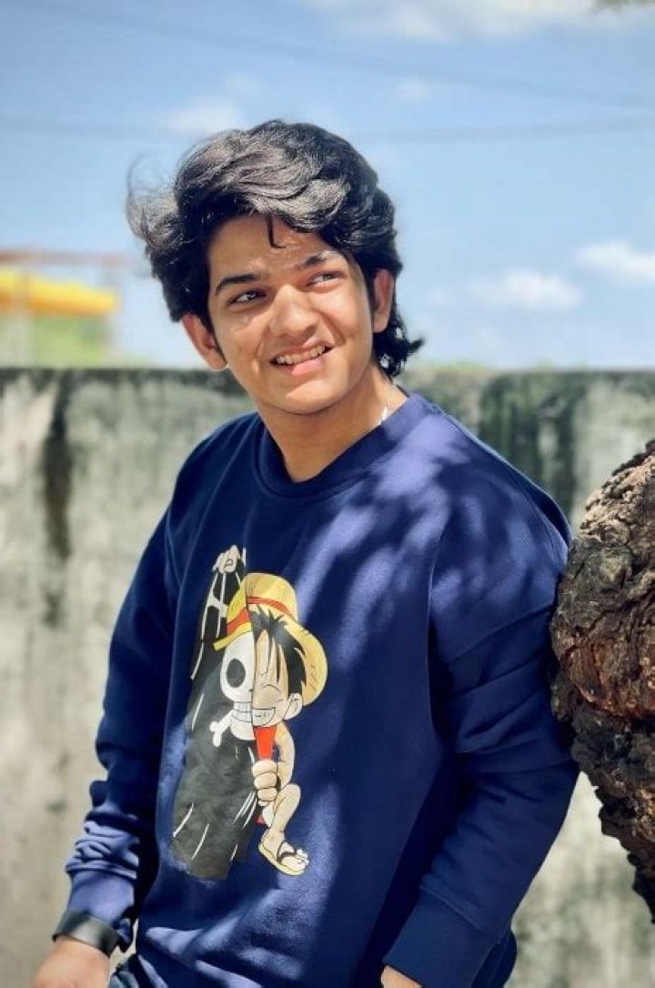 Krish Chauhan Height, Weight, Age, Body Statistics