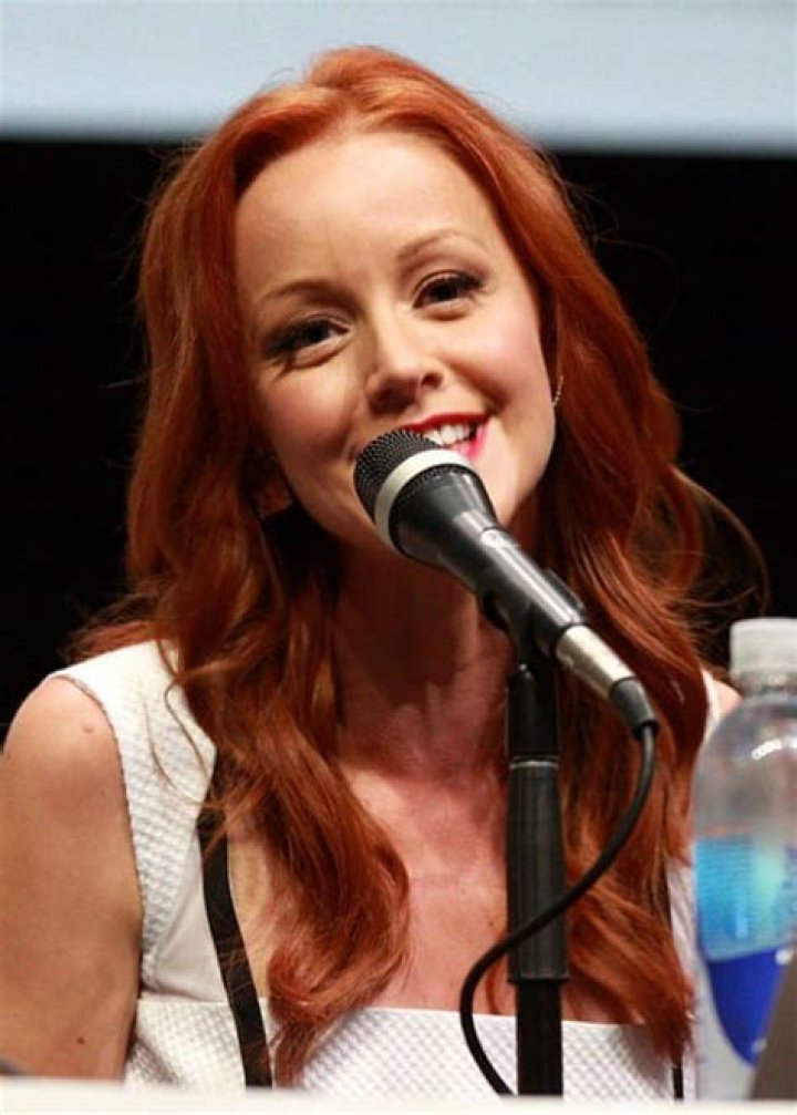 Lindy Booth Height, Weight, Age, Spouse, Family, Facts, Biography