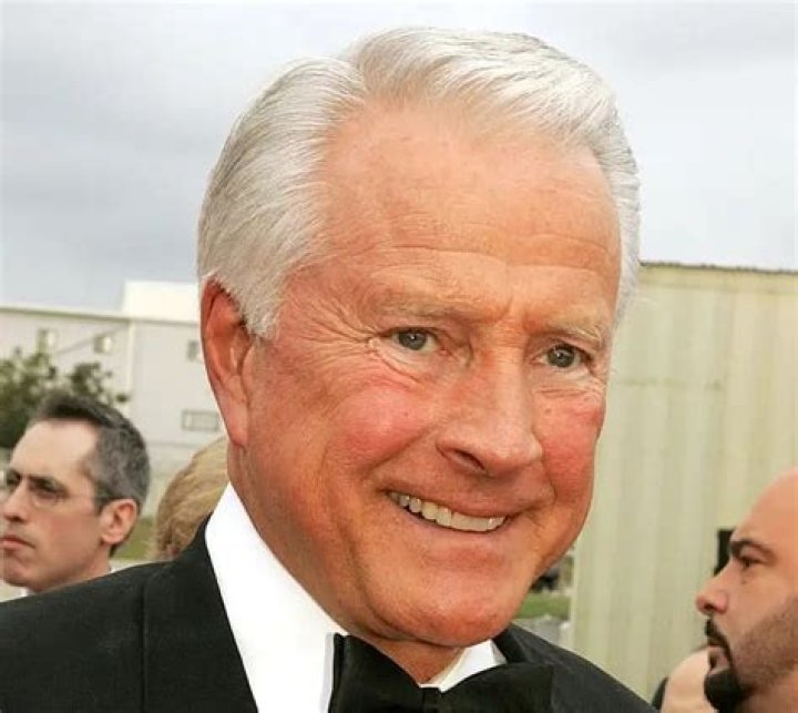 Lyle Waggoner Net Worth | Celebrity Net Worth