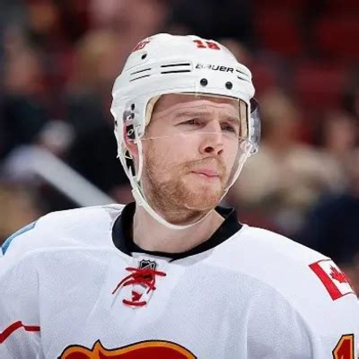 Matt Stajan Net Worth | Celebrity Net Worth
