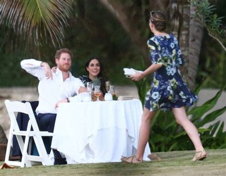 Meghan Markle Biography – Her route to a Rich Life: Stay Curious to Stay Happy!