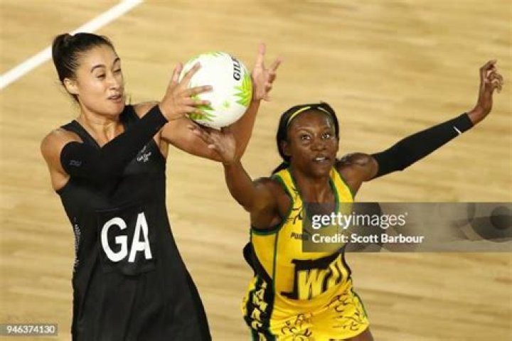 New Zealand's Net Ball Star Maria Folau Bio, Salary, Net Worth, Career, Nationality, Club, Boyfriend, Husband, Children, Facts