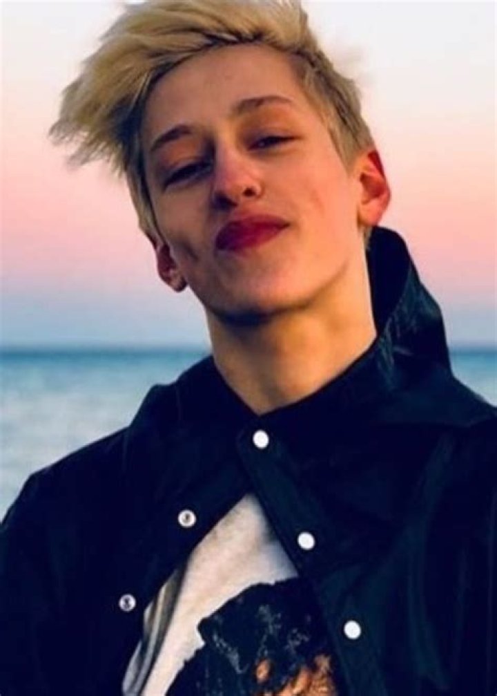 Percy Hynes White Height, Weight, Age, Girlfriend, Family, Biography