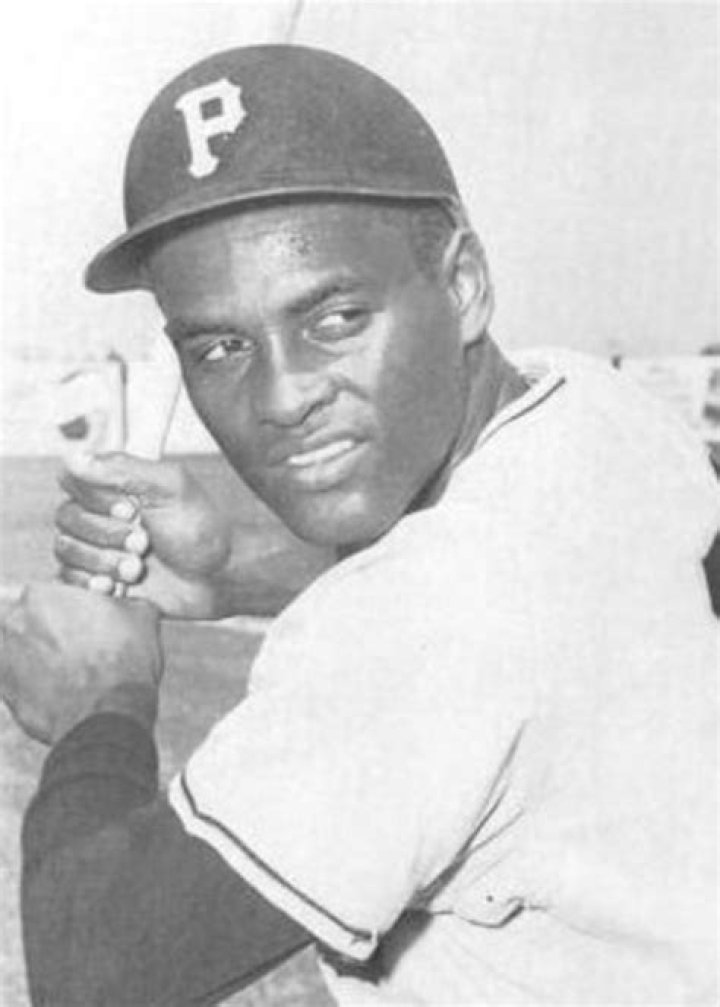 Roberto Clemente Height, Weight, Age, Girlfriend, Family, Facts, Biography