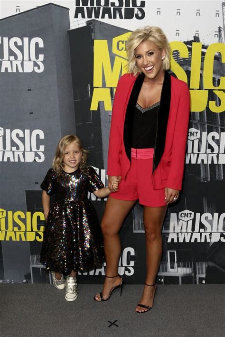 Savannah Chrisley Height, Weight, Age, Boyfriend, Family, Biography