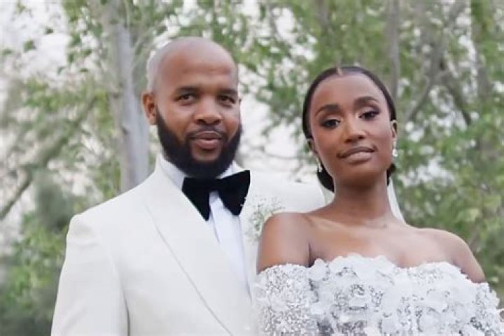 Zozibini Tunzi Height, Weight, Age, Body Statistics